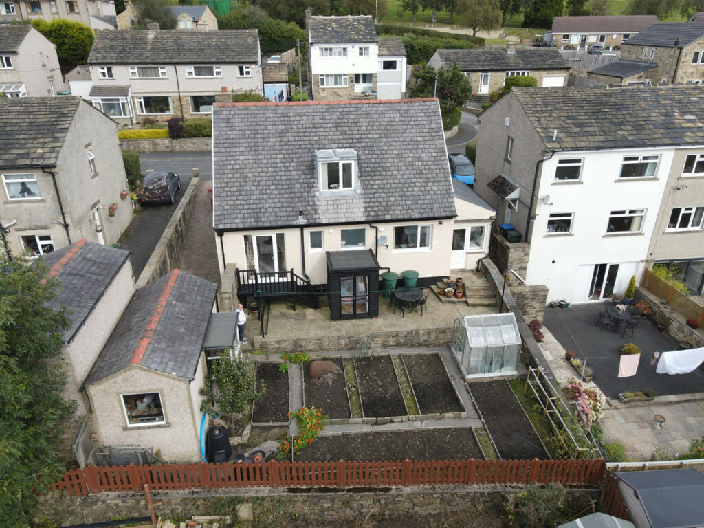 Additional property image - Moorfield Drive, Oakworth, BD22