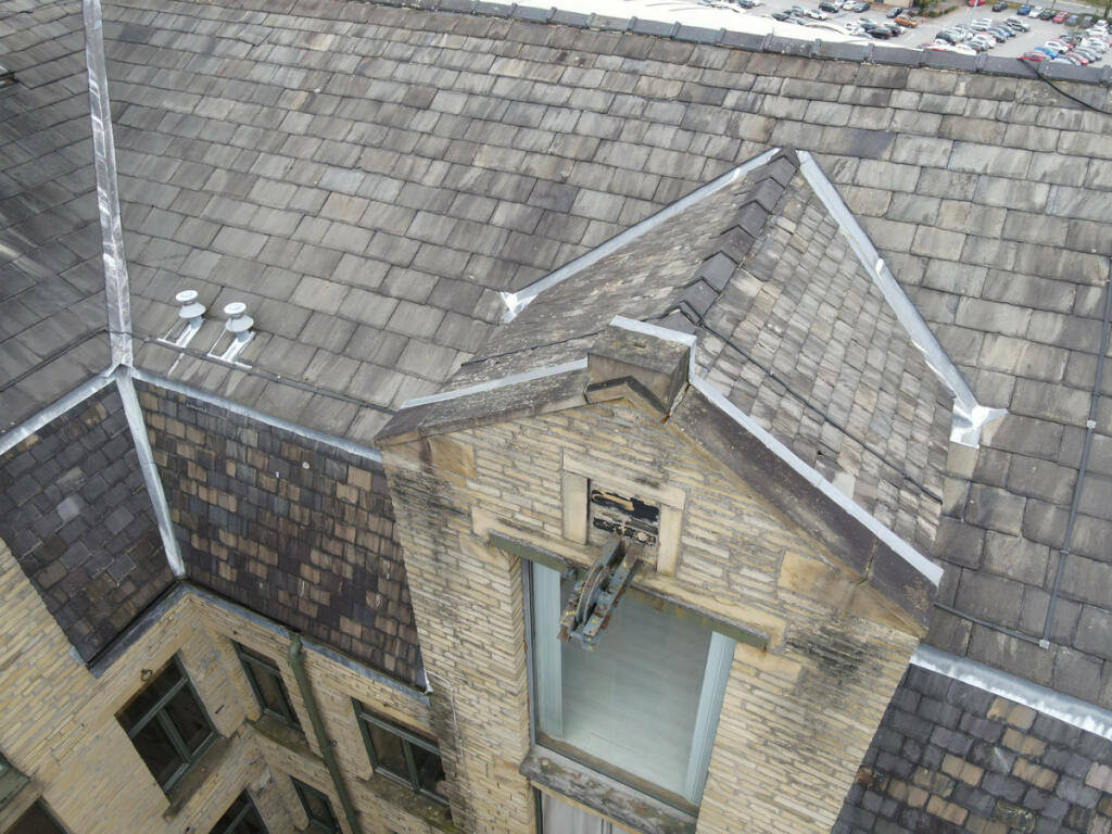 Additional property image - Broad Street, Bradford, BD1