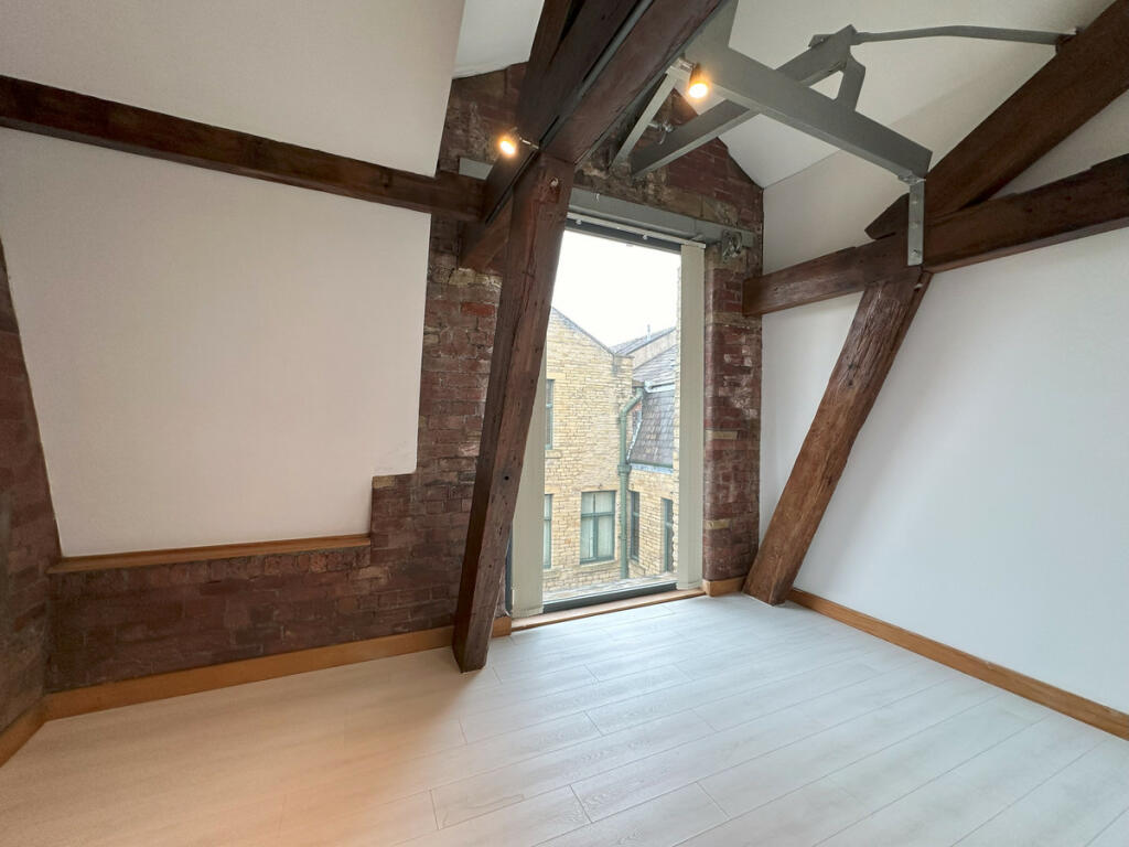 Additional property image - Broad Street, Bradford, BD1