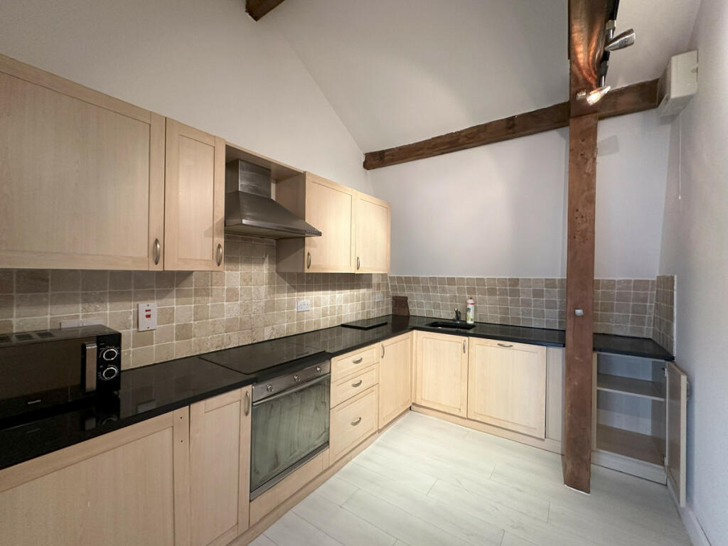 Additional property image - Broad Street, Bradford, BD1