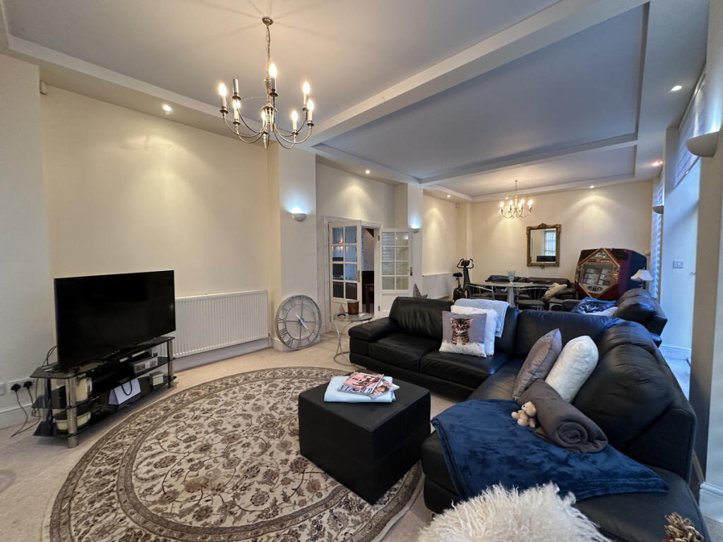 Additional property image - Lower Holme Way, Keighley, BD22