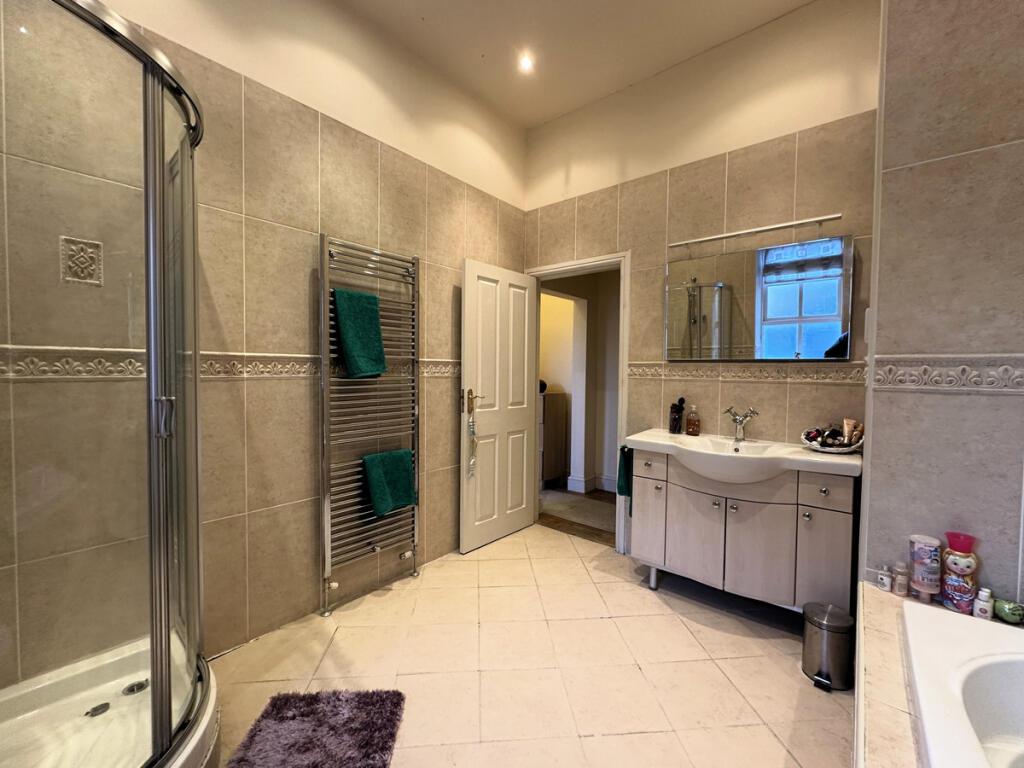 Additional property image - Lower Holme Way, Keighley, BD22