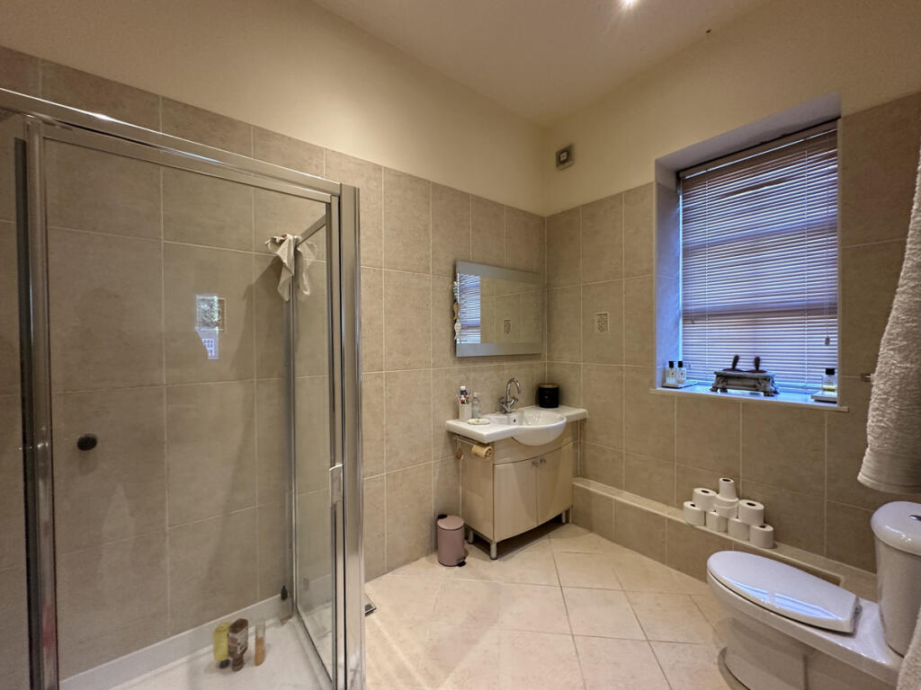Additional property image - Lower Holme Way, Keighley, BD22