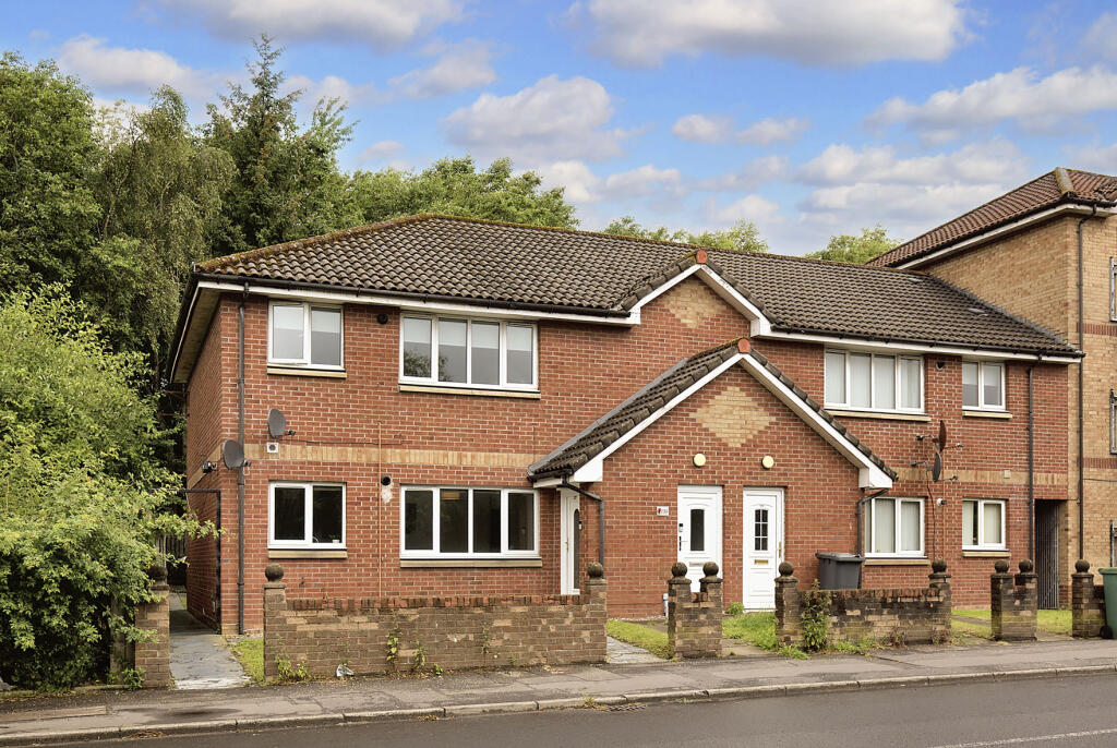 2 bedroom flat for sale in Baillieston Road, Glasgow, G32