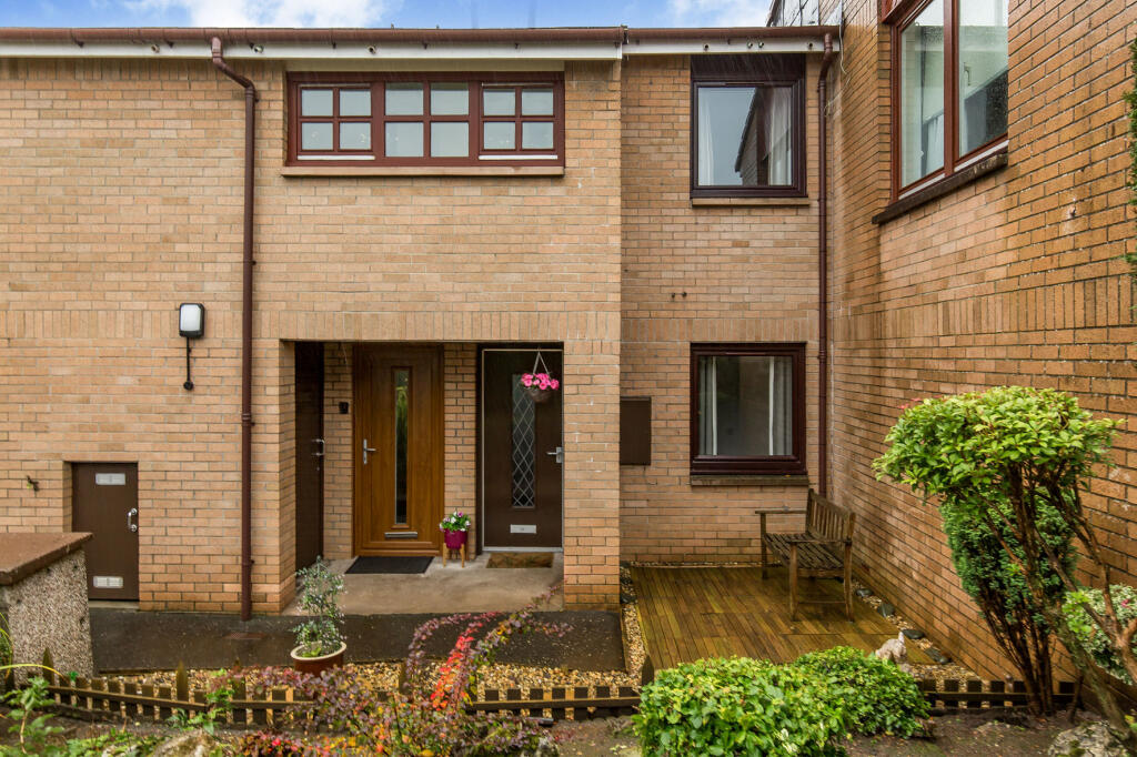 Main image of property: Westknowe Gardens,  Burnside, Rutherglen, Glasgow