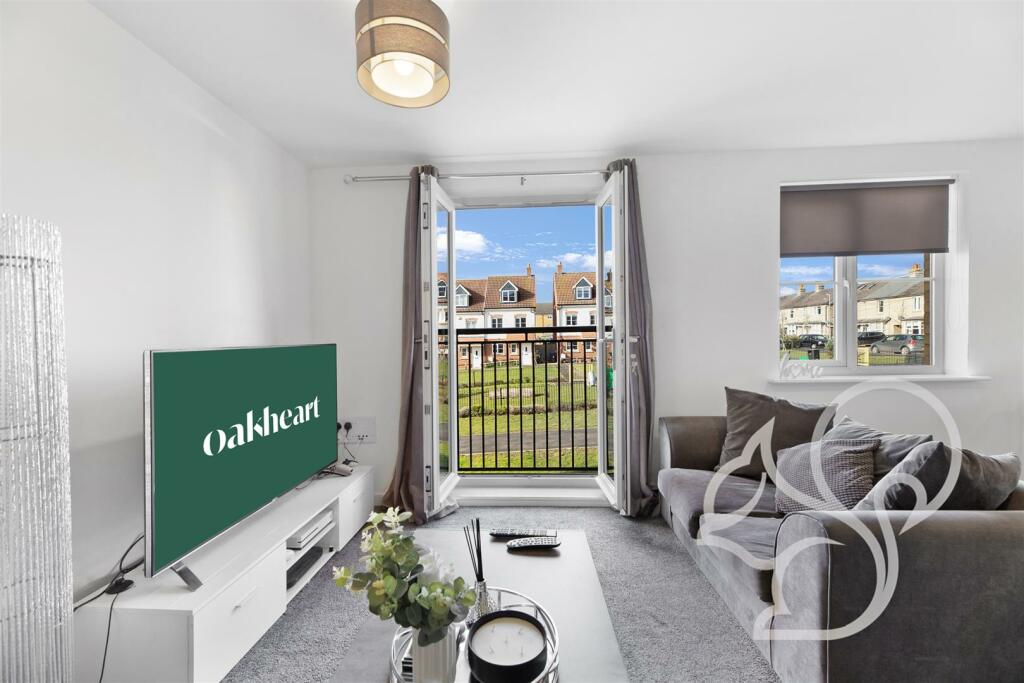 2 bedroom apartment for sale in Taylor Court, Great Cornard, Sudbury, CO10