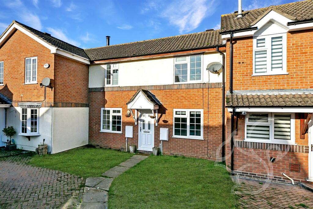 3 bedroom terraced house for sale in Eldred Court, Great Cornard, CO10