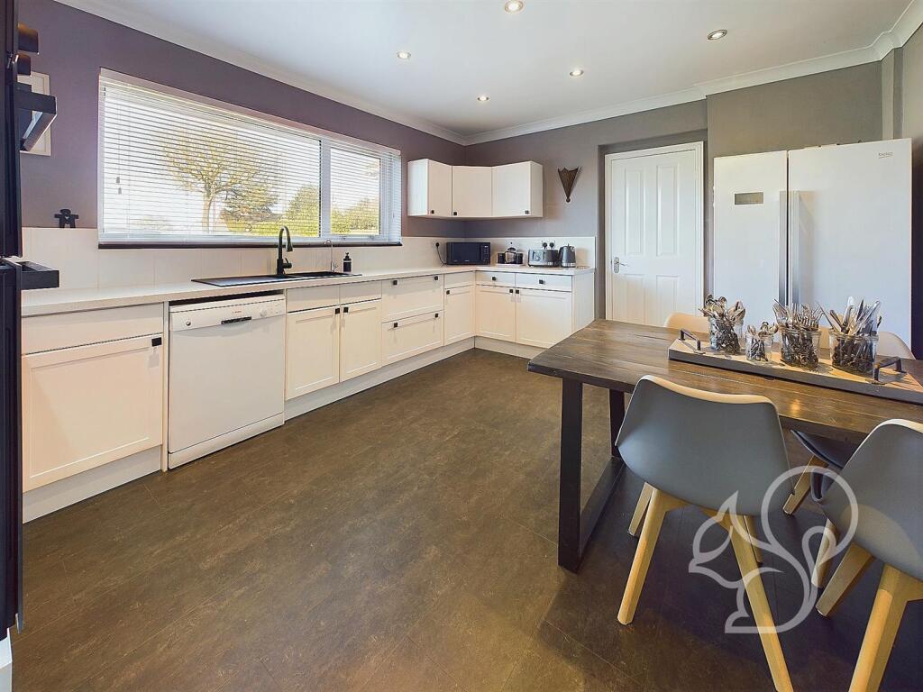 Additional property image - Lavenham Road, Great Waldingfield