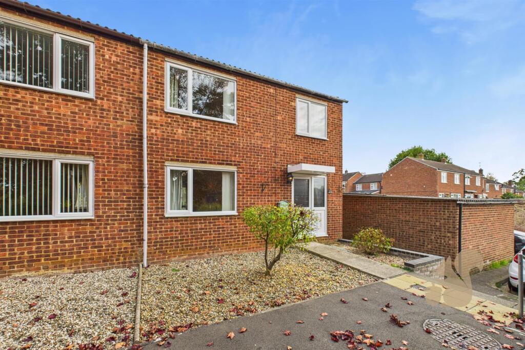 Main image of property: Maldon Court, Great Cornard
