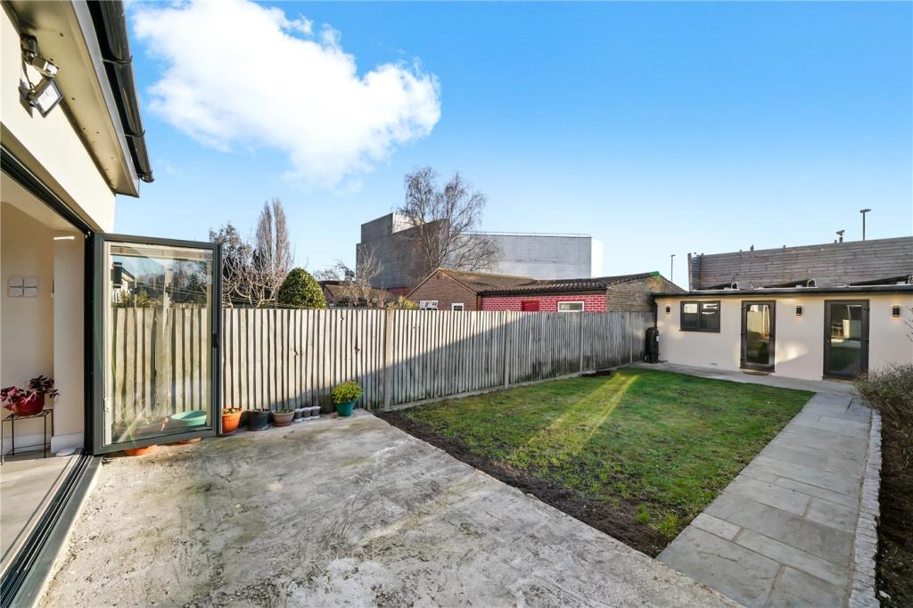 4 bedroom terraced house for sale in Kenley Road, London, SW19