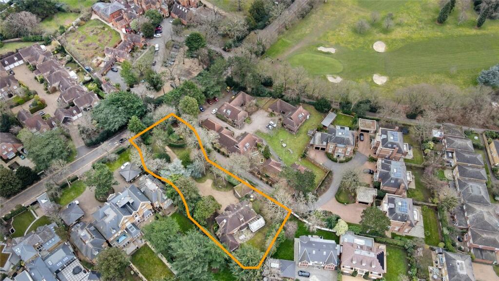 7 bedroom detached house for sale in Warren Road, Kingston upon Thames, KT2