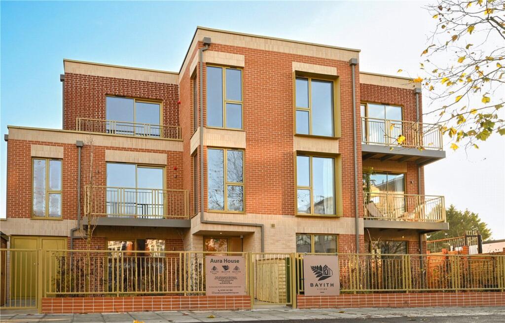 Main image of property: Kingston Road, London, SW20