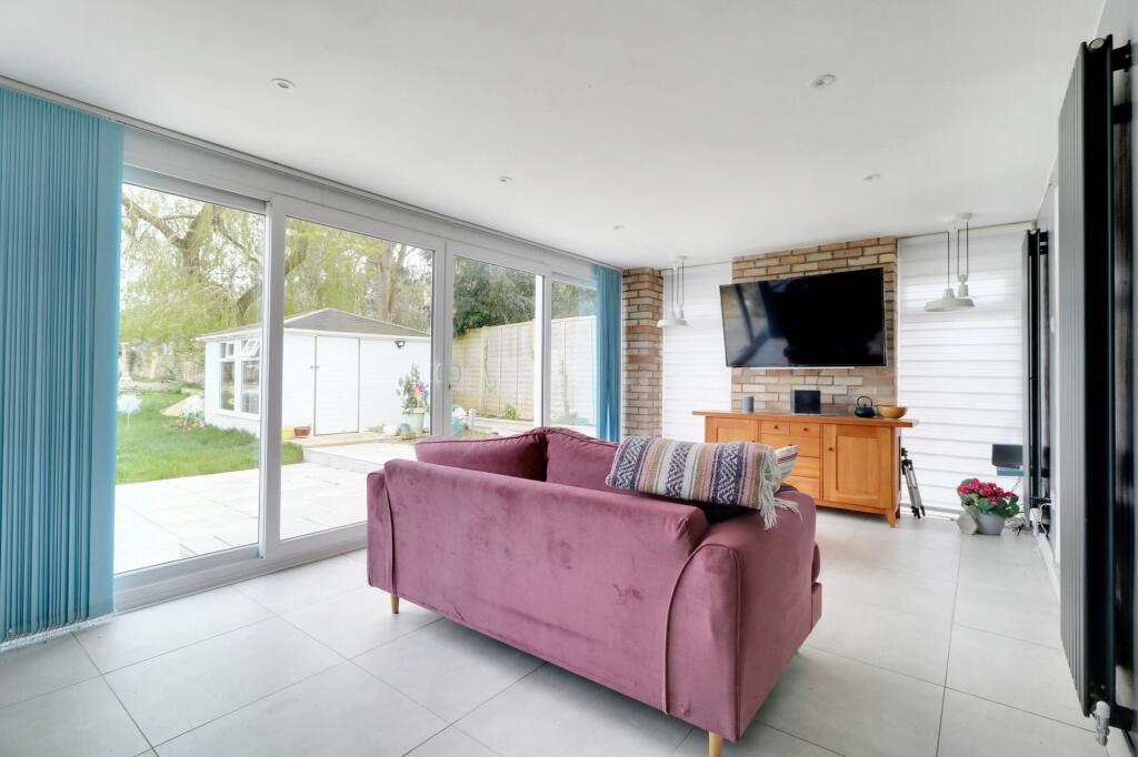 Additional property image - Centre Drive, Newmarket, CB8