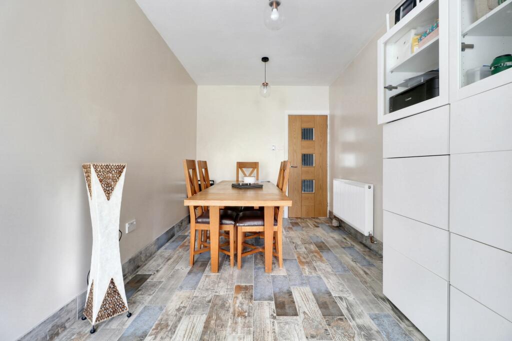 Additional property image - Centre Drive, Newmarket, CB8