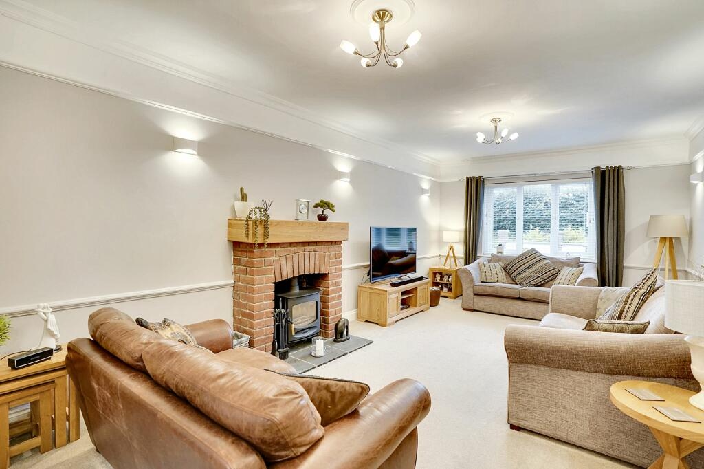 Additional property image - Newmarket Road, Cheveley, CB8