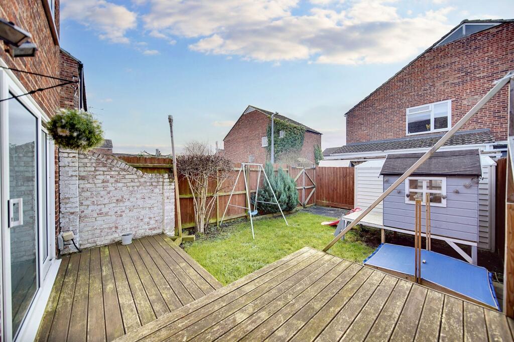 Additional property image - Aureole Walk, Newmarket, CB8