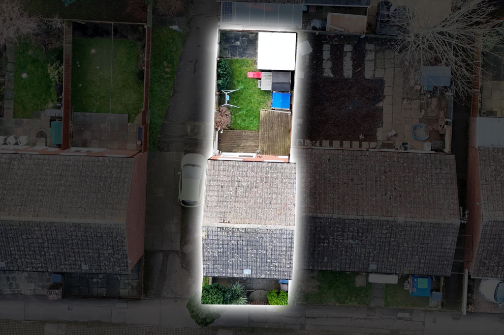 Additional property image - Aureole Walk, Newmarket, CB8