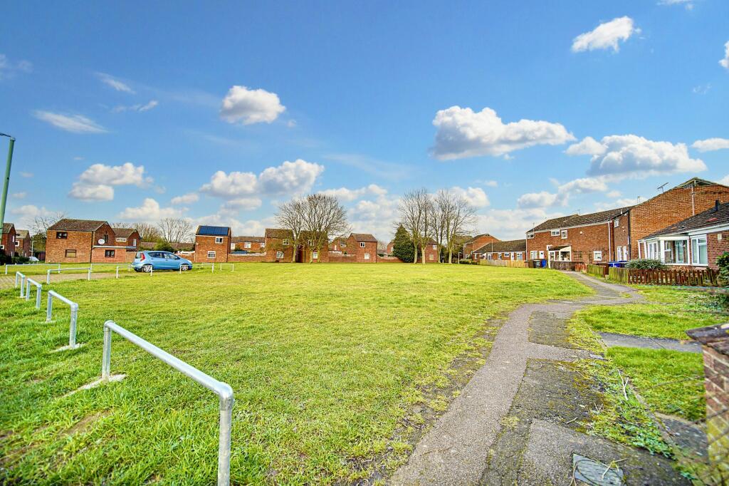 Additional property image - Aureole Walk, Newmarket, CB8