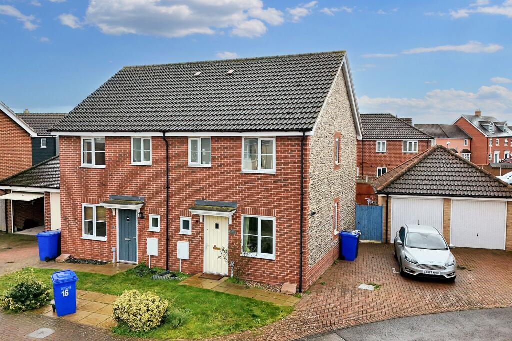 Main image of property: Rosehip Avenue, Red Lodge, IP28
