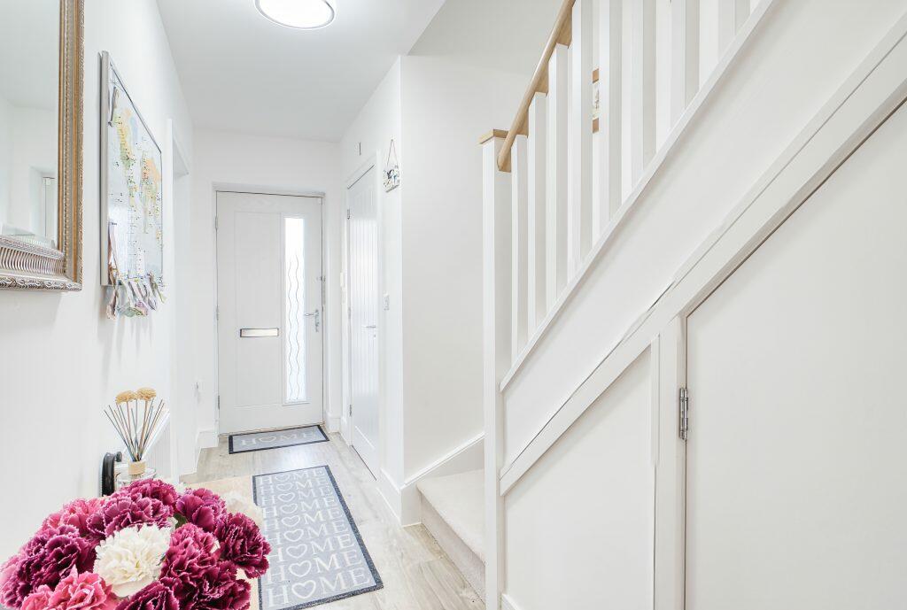 Additional property image - Stallings Close, Bristol, BS49 4GE