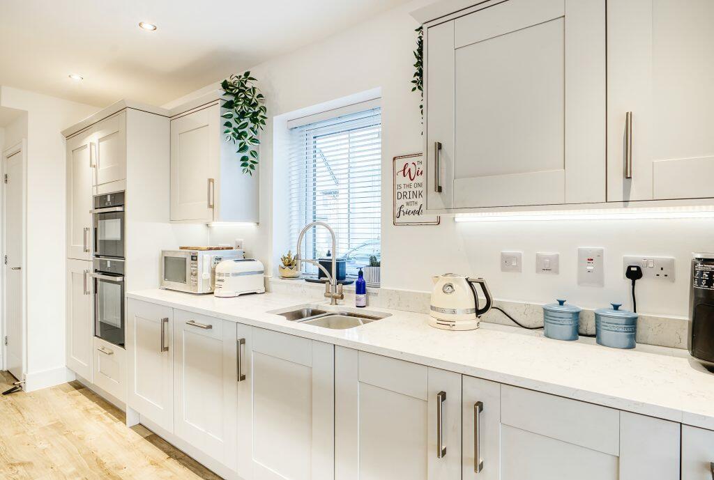 Additional property image - Stallings Close, Bristol, BS49 4GE