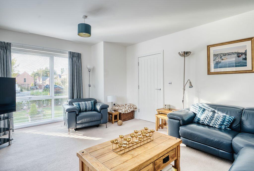 Additional property image - Stallings Close, Bristol, BS49 4GE