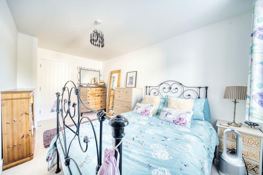 Additional property image - Stallings Close, Bristol, BS49 4GE