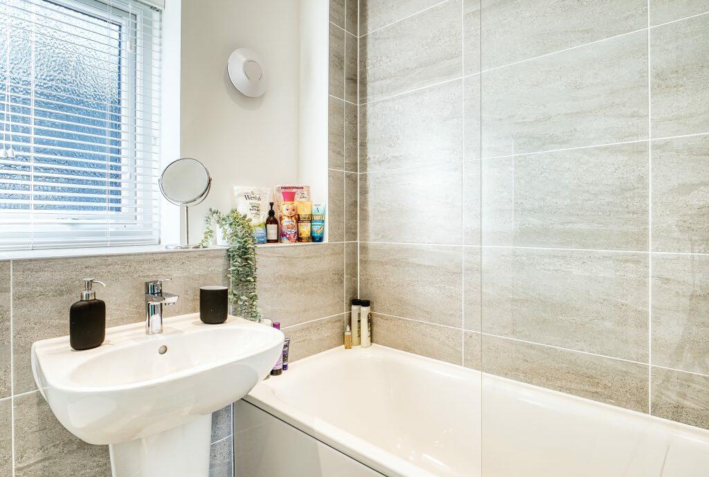Additional property image - Stallings Close, Bristol, BS49 4GE