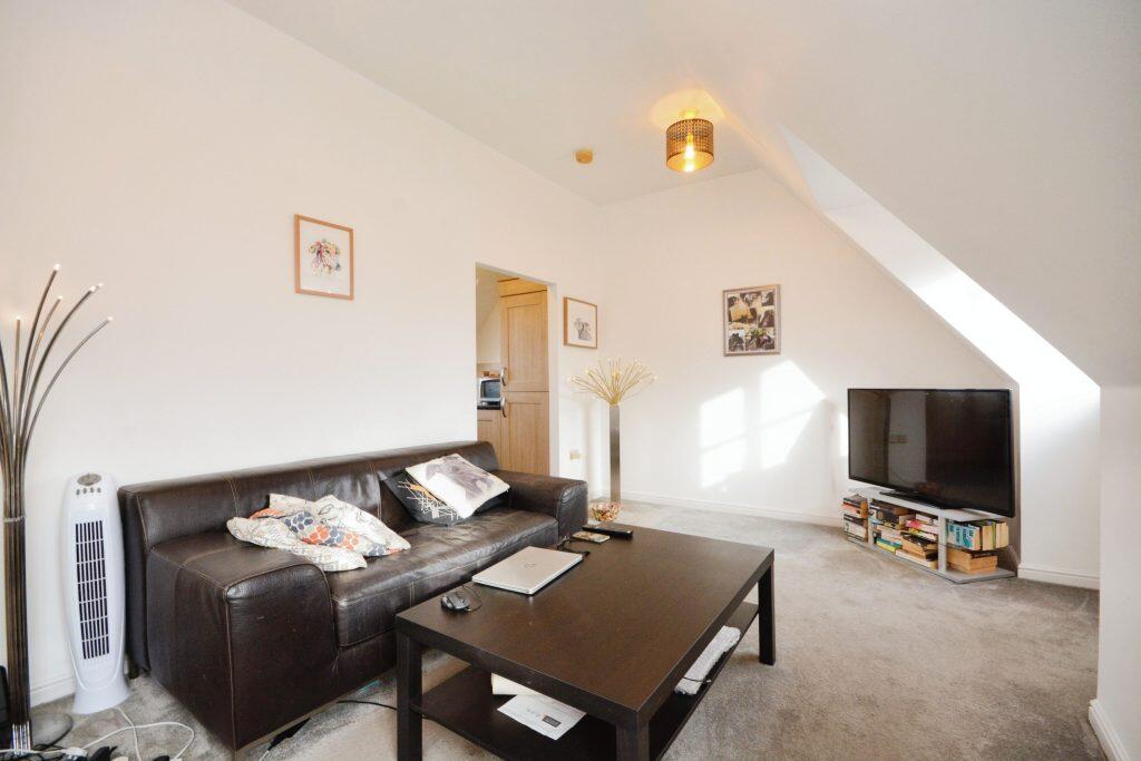 Additional property image - White Hart Way, Dunmow, CM6 1FS