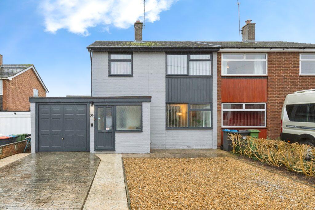 Main image of property: Little Linford Lane, Newport Pagnell, MK16 8DL