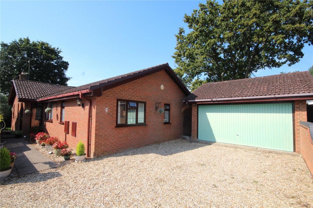 Main image of property: Noon Gardens, Verwood, BH31 7XQ