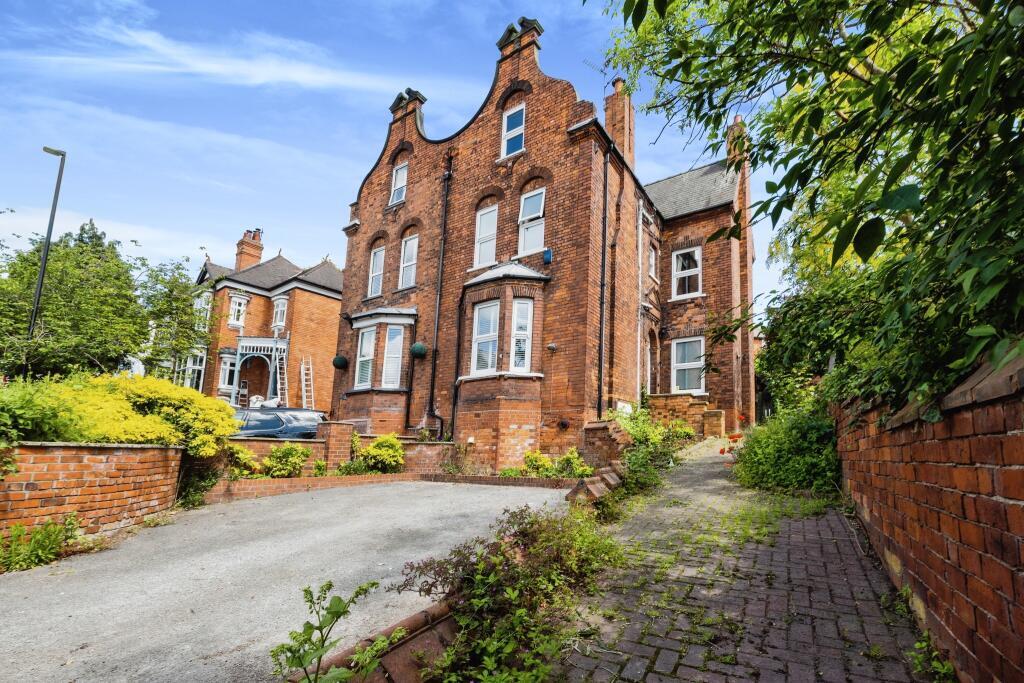 Main image of property: Yarborough Road, Lincoln, LN1 1HR