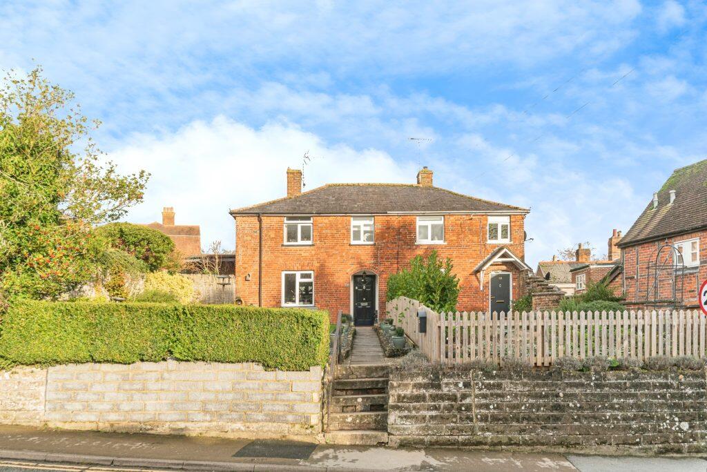 Main image of property: Kingsbury Street, Marlborough, SN8 1JA