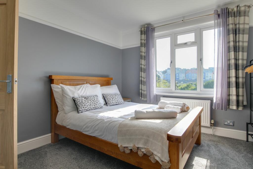 Additional property image - Bradstow Way, Broadstairs, CT10