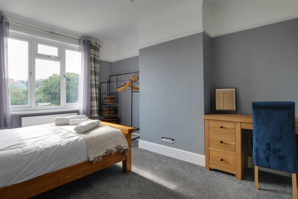 Additional property image - Bradstow Way, Broadstairs, CT10