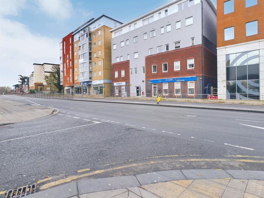 Main image of property: High Street, Slough
