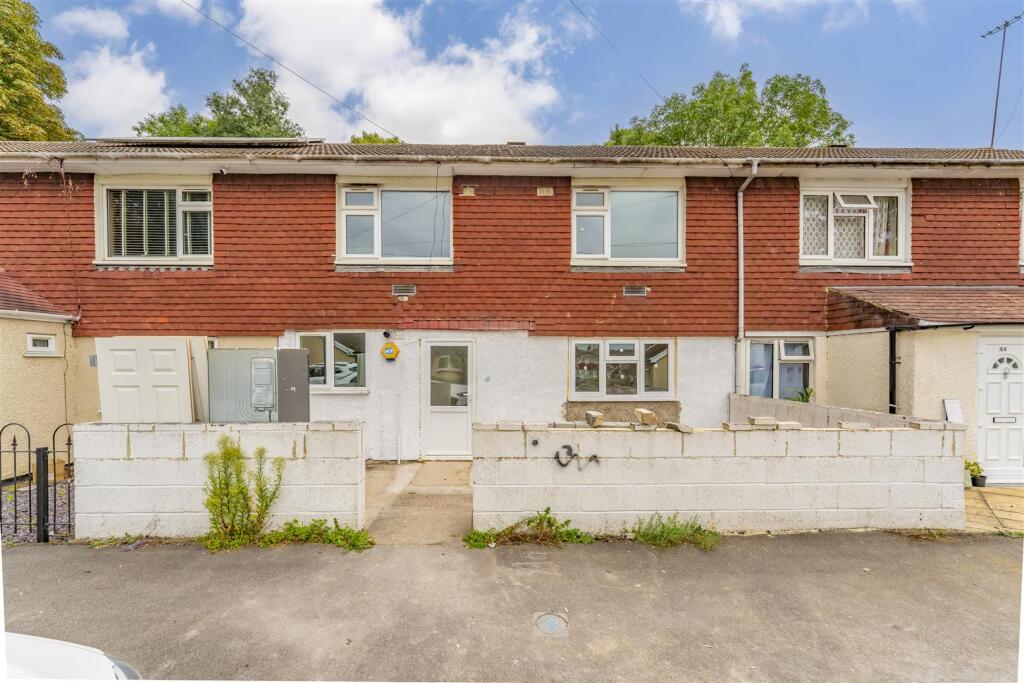 Main image of property: Winvale, Slough