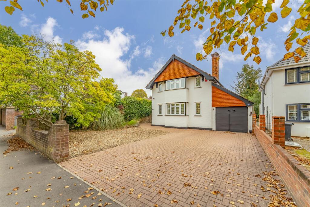 Main image of property: Wellesley Avenue, Iver