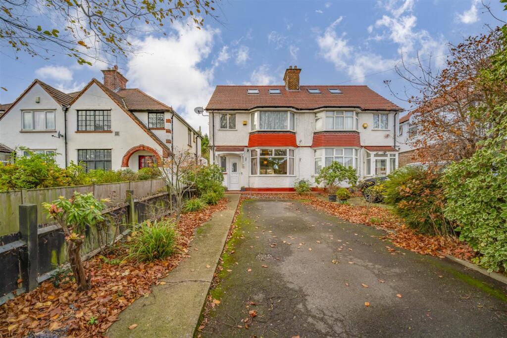 Main image of property: Devon Waye, Hounslow