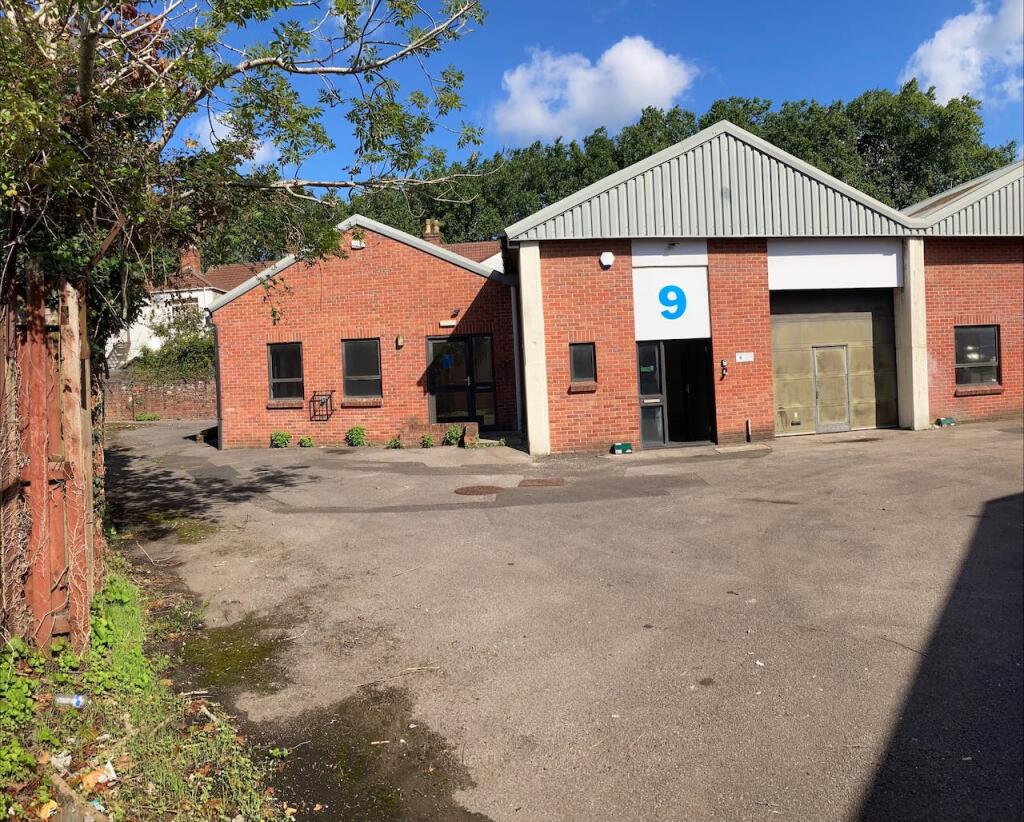 Light Industrial Facility To Lease In Unit 9, Duckmoor Road Industrial ...