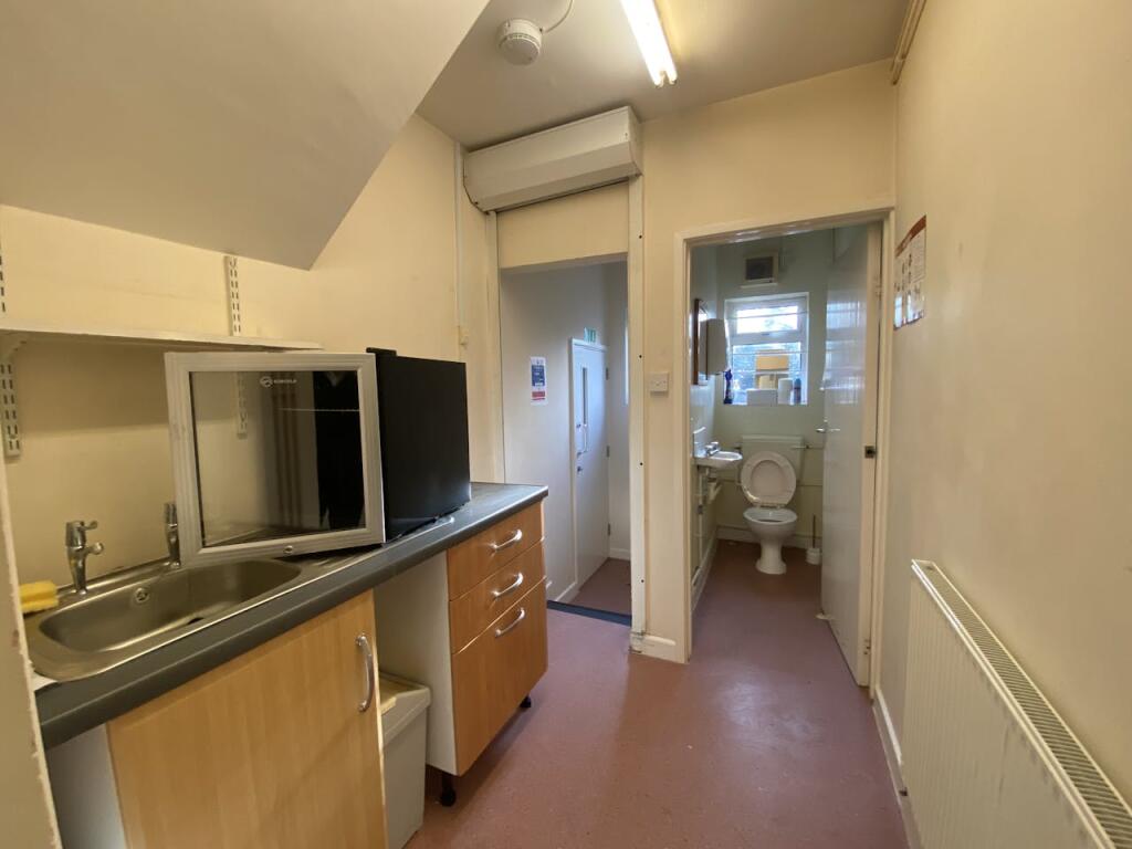 Additional property image - 9 Redcatch Road, Bristol, BS4 2EP