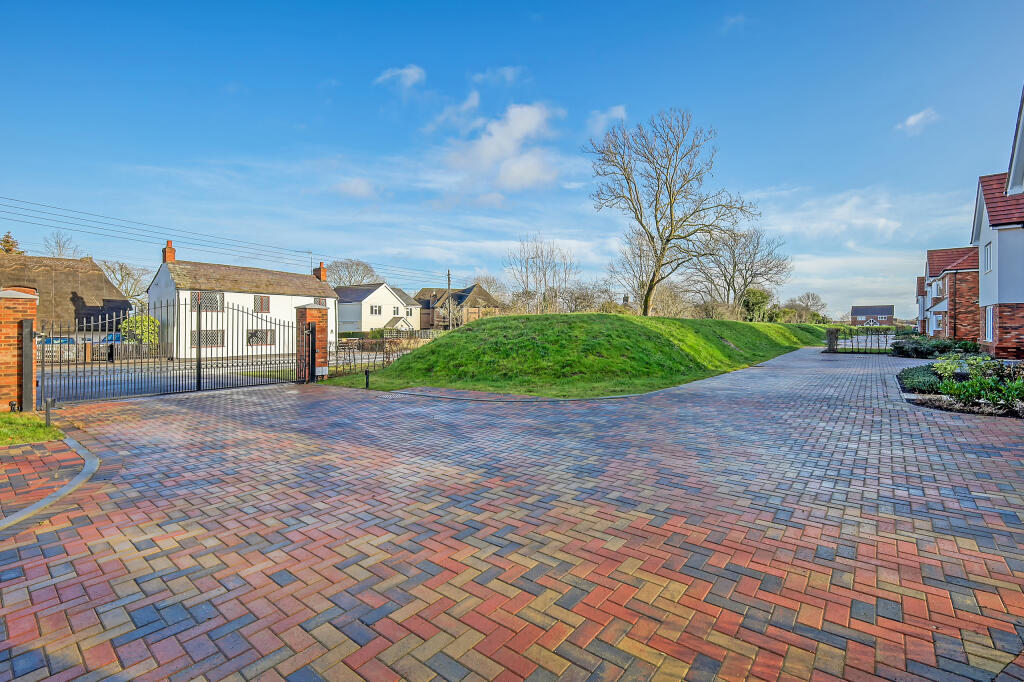 Additional property image - The Oak, Ash View, Takeley, Essex