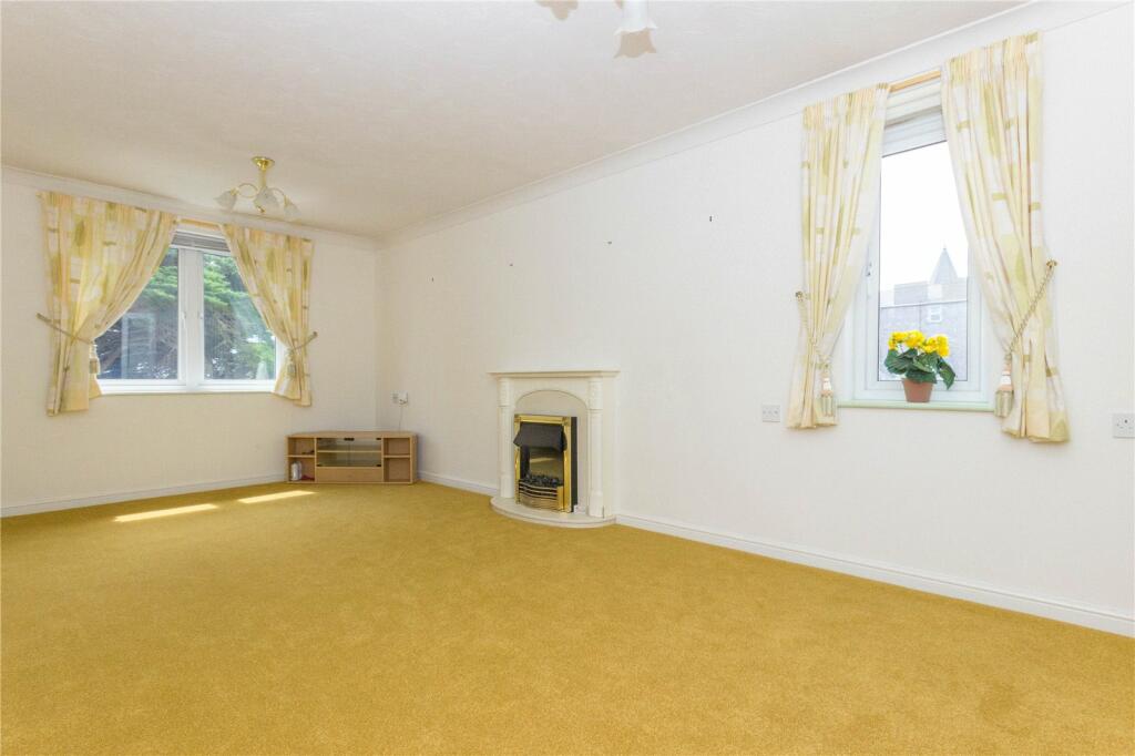 Additional property image - Beach Road, Weston-super-Mare, Somerset, BS23