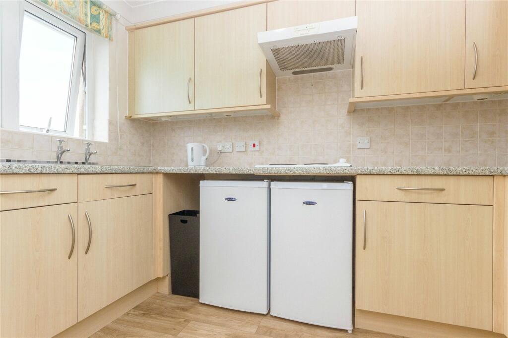 Additional property image - Beach Road, Weston-super-Mare, Somerset, BS23
