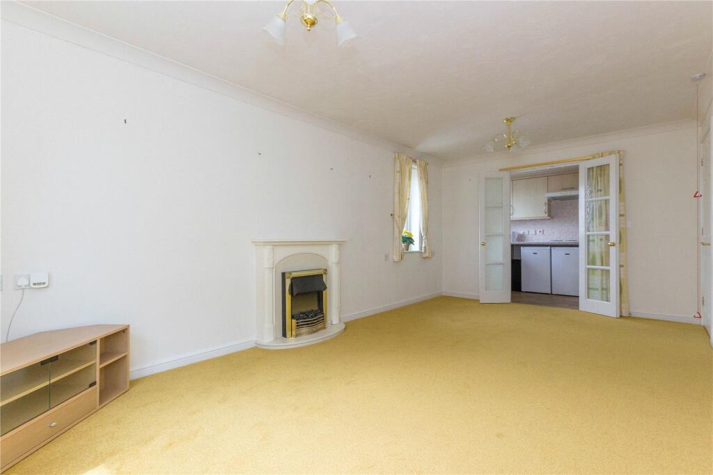 Additional property image - Beach Road, Weston-super-Mare, Somerset, BS23