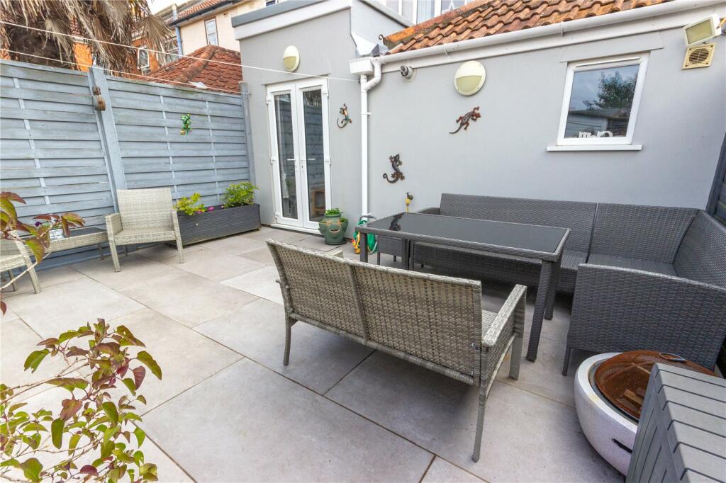 Additional property image - Drove Road, Weston-super-Mare, Somerset, BS23