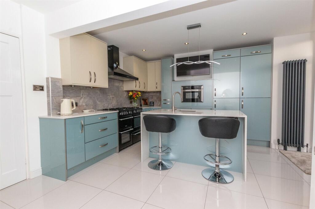 Additional property image - Locking Road, Weston-super-Mare, House & Detached Annex, BS22