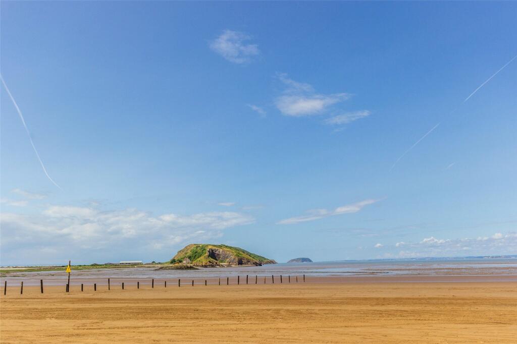Main image of property: Thornbury Road, Uphill, Weston-super-Mare, Somerset, BS23