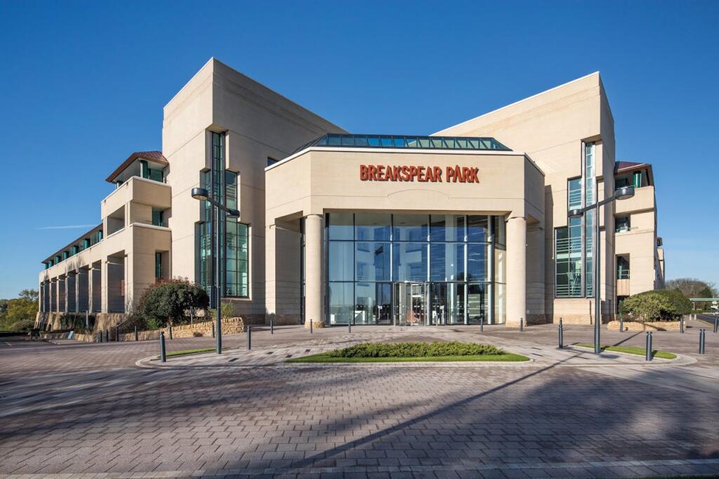 Main image of property: Breakspear Park, Breakspear Way, Hemel Hempstead, HP2 4TZ