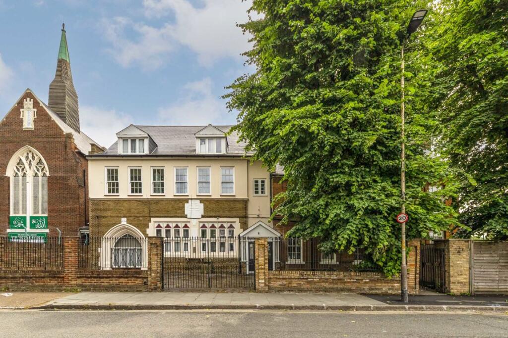 Main image of property: Cobourg Road, Burgess Park